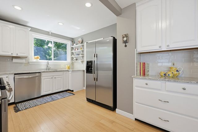 9 Parmenter Ave, Maynard, MA 01754