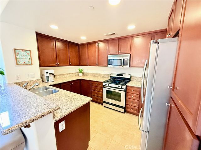 7686 Papyrus Place 3, Rancho Cucamonga, CA 91739