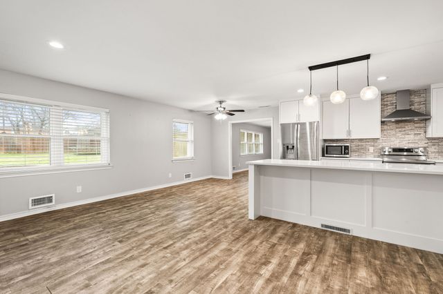 3213 Pecan Lane, Garland, TX 75041