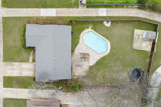 3213 Pecan Lane, Garland, TX 75041