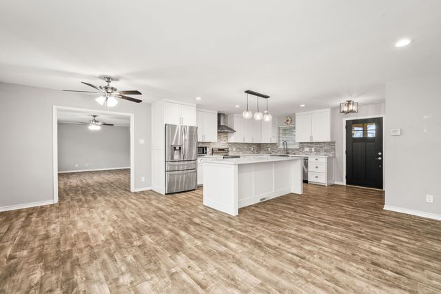 3213 Pecan Lane, Garland, TX 75041