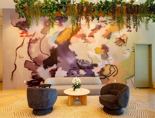 400 CENTRAL AVENUE 2001, St Petersburg, FL 33701