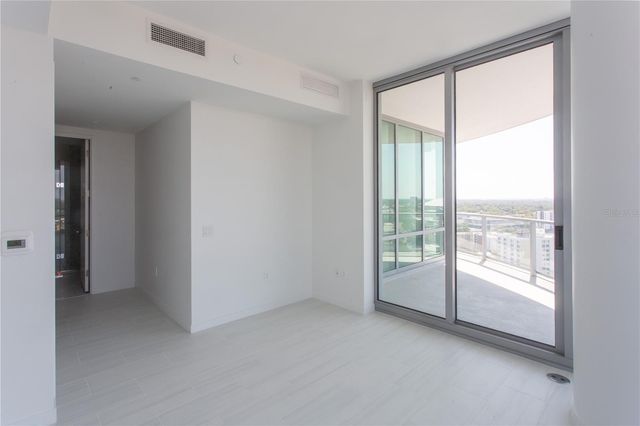 400 CENTRAL AVENUE 2001, St Petersburg, FL 33701