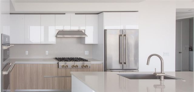 400 CENTRAL AVENUE 2001, St Petersburg, FL 33701