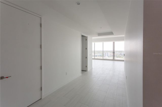 400 CENTRAL AVENUE 2001, St Petersburg, FL 33701