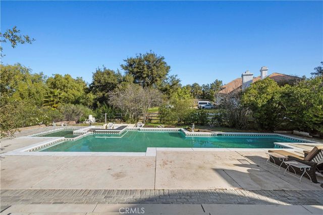 15669 Live Oak Springs Canyon, Canyon Country, CA 91387