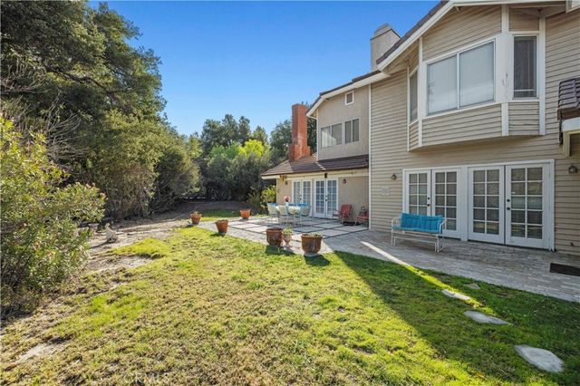 15669 Live Oak Springs Canyon, Canyon Country, CA 91387