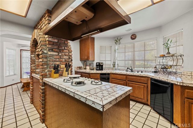 15669 Live Oak Springs Canyon, Canyon Country, CA 91387