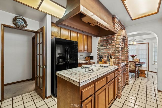 15669 Live Oak Springs Canyon, Canyon Country, CA 91387