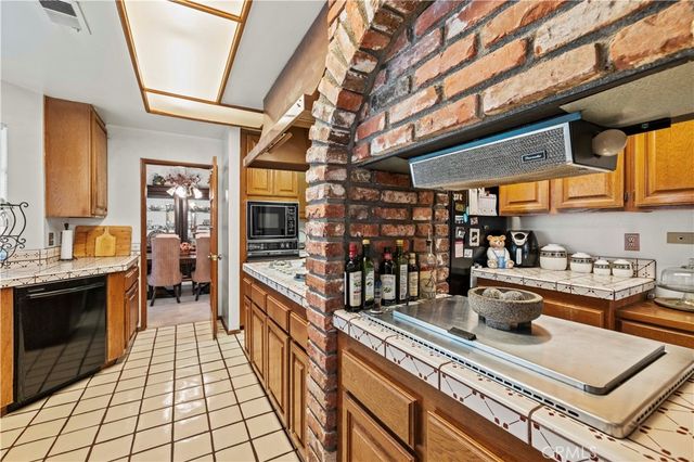 15669 Live Oak Springs Canyon, Canyon Country, CA 91387