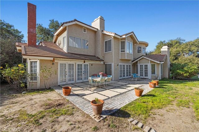 15669 Live Oak Springs Canyon, Canyon Country, CA 91387