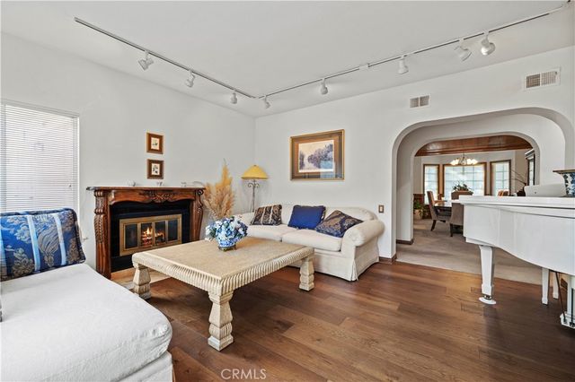 15669 Live Oak Springs Canyon, Canyon Country, CA 91387