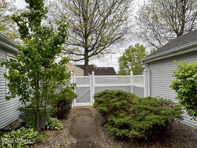 48 Winthrop Road 48B, Monroe, NJ 08831