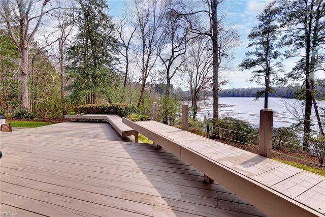 124 Northpoint DR, Williamsburg, VA 23185