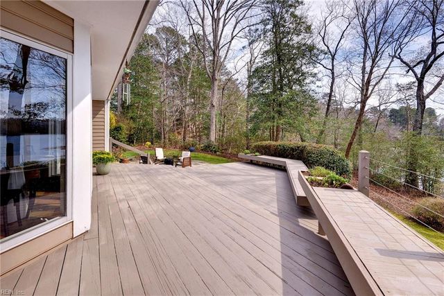 124 Northpoint DR, Williamsburg, VA 23185