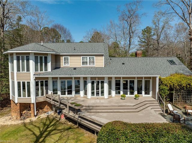 124 Northpoint DR, Williamsburg, VA 23185