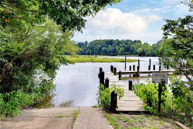 124 Northpoint DR, Williamsburg, VA 23185