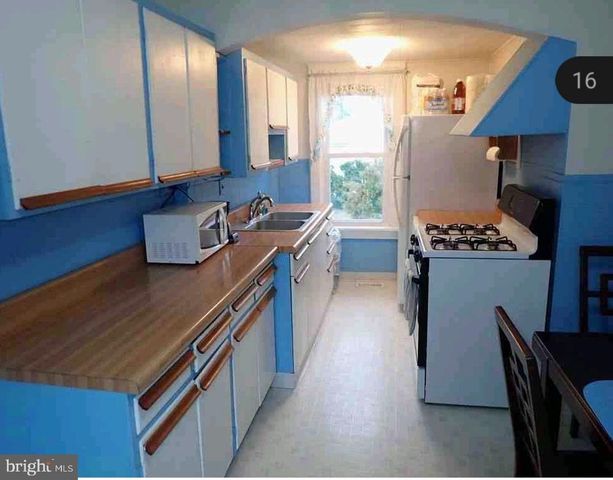 315 CENTRAL AVE, Glendora, NJ 08029