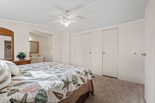 28 Air Force Drive, Pottsboro, TX 75076