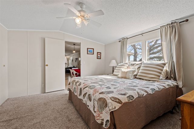 28 Air Force Drive, Pottsboro, TX 75076