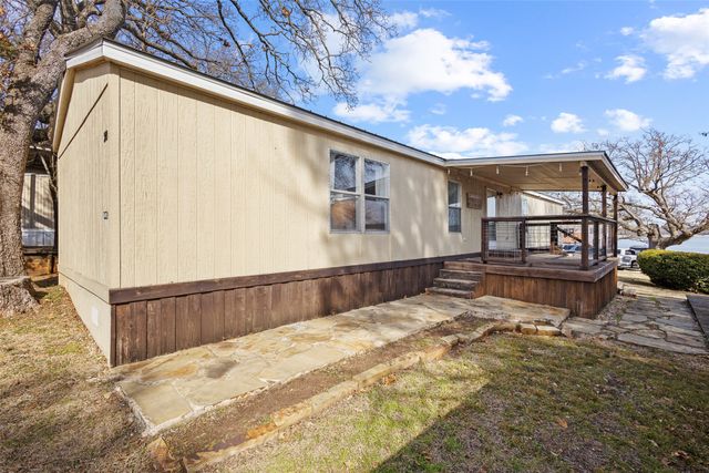 28 Air Force Drive, Pottsboro, TX 75076