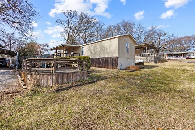 28 Air Force Drive, Pottsboro, TX 75076
