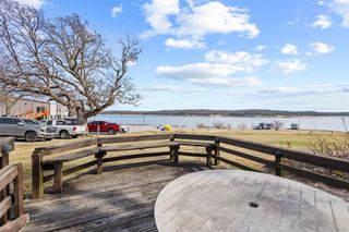 28 Air Force Drive, Pottsboro, TX 75076