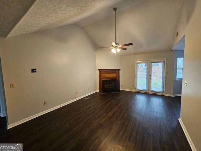 40 Peachtree Way, Newnan, GA 30265