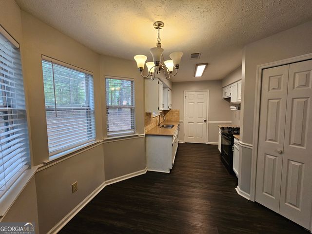 40 Peachtree Way, Newnan, GA 30265