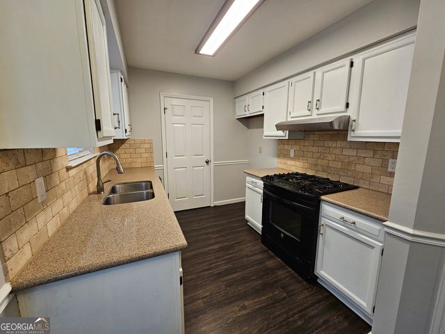 40 Peachtree Way, Newnan, GA 30265