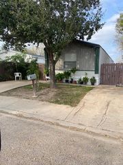 312 E Pino Street, San Juan, TX 78589