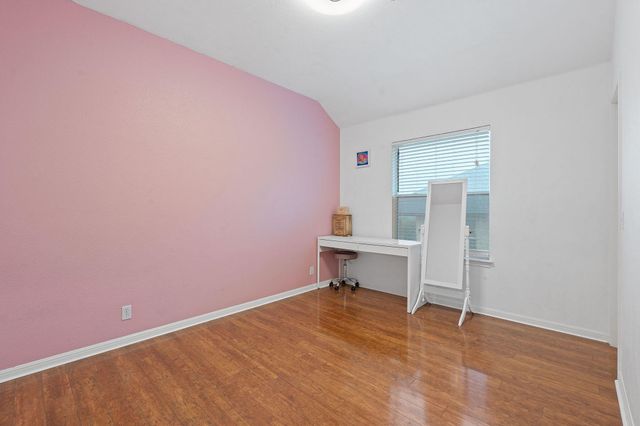 150 Manchester LN, Austin, TX 78737