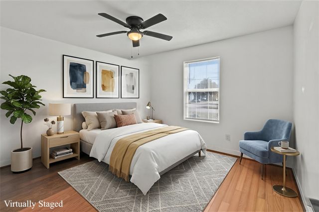 317-319 E B Street, La Porte, TX 77571