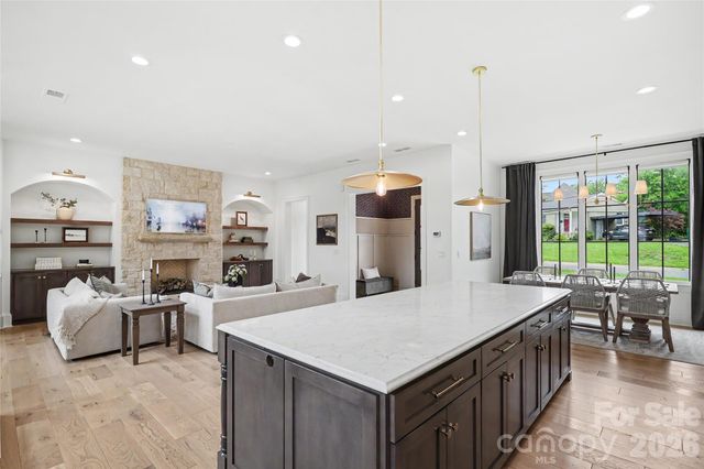 3333 Anson Street, Charlotte, NC 28209