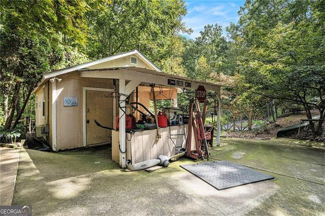 2170 Taylorsville Road, Taylorsville, GA 30178