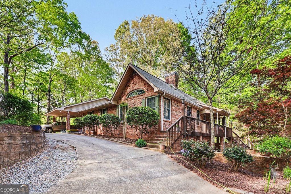 2170 Taylorsville Road, Taylorsville, GA 30178