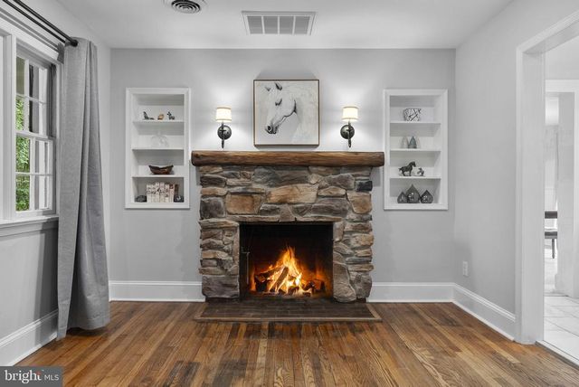 6428 JOHN S MOSBY HWY, Middleburg, VA 20117