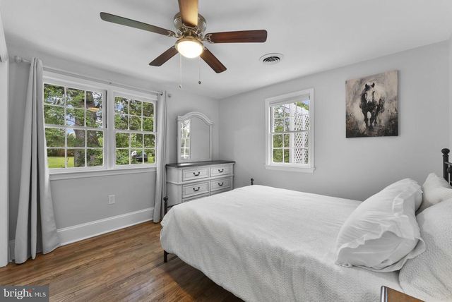 6428 JOHN S MOSBY HWY, Middleburg, VA 20117