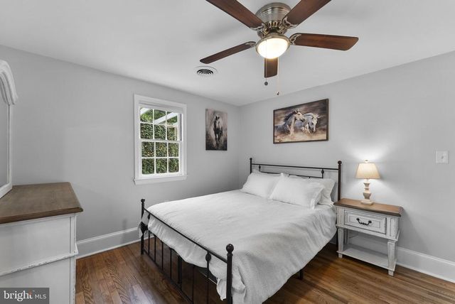 6428 JOHN S MOSBY HWY, Middleburg, VA 20117