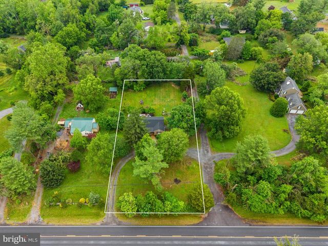 6428 JOHN S MOSBY HWY, Middleburg, VA 20117