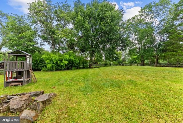 6428 JOHN S MOSBY HWY, Middleburg, VA 20117