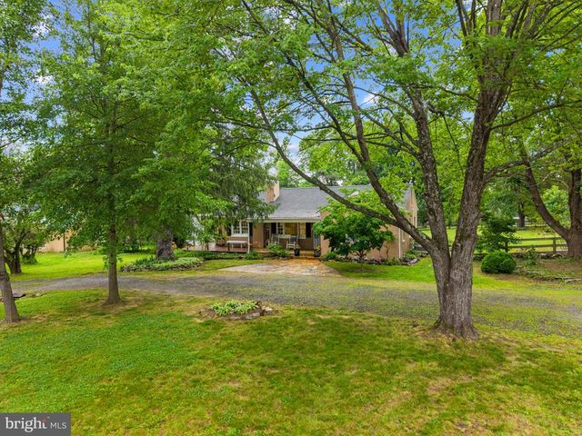 6428 JOHN S MOSBY HWY, Middleburg, VA 20117