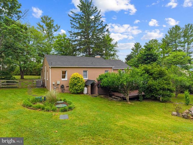 6428 JOHN S MOSBY HWY, Middleburg, VA 20117