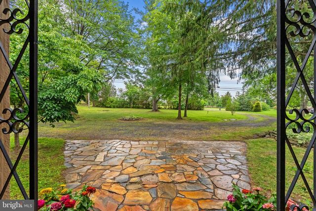 6428 JOHN S MOSBY HWY, Middleburg, VA 20117
