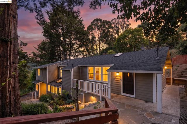 6281 Aspinwall Rd, Oakland, CA 94611