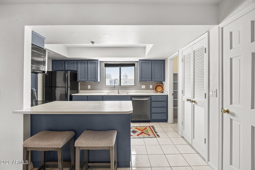 3031 N CIVIC CENTER Plaza 215, Scottsdale, AZ 85251 — photo 4