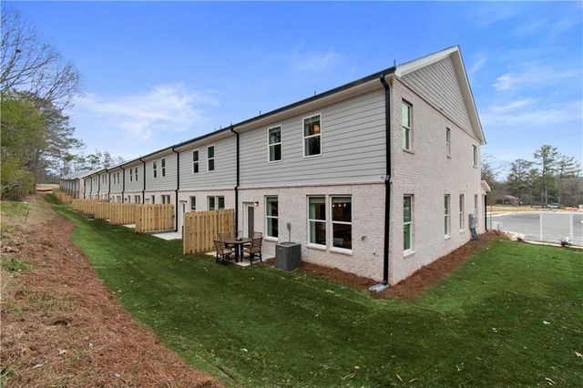 105 Zircon Lane, Stockbridge, GA 30281