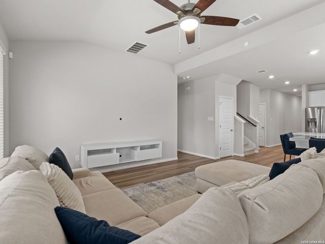 2403 Carino Meadow, San Antonio, TX 78259