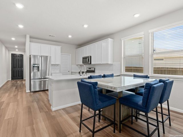 2403 Carino Meadow, San Antonio, TX 78259