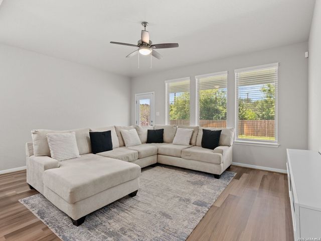 2403 Carino Meadow, San Antonio, TX 78259